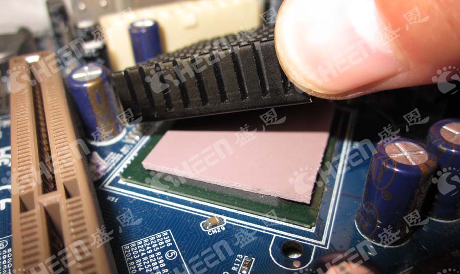 電子產(chǎn)品散熱系統(tǒng)中導(dǎo)熱材料的關(guān)鍵作用